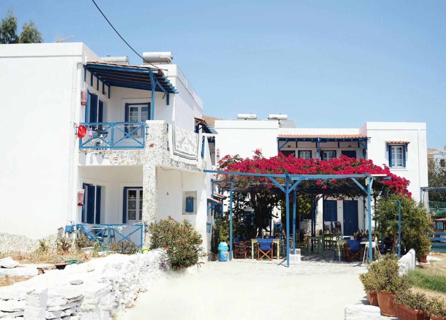 Dora'S Studios & Apartments Megas Gialos - Nites Exterior photo